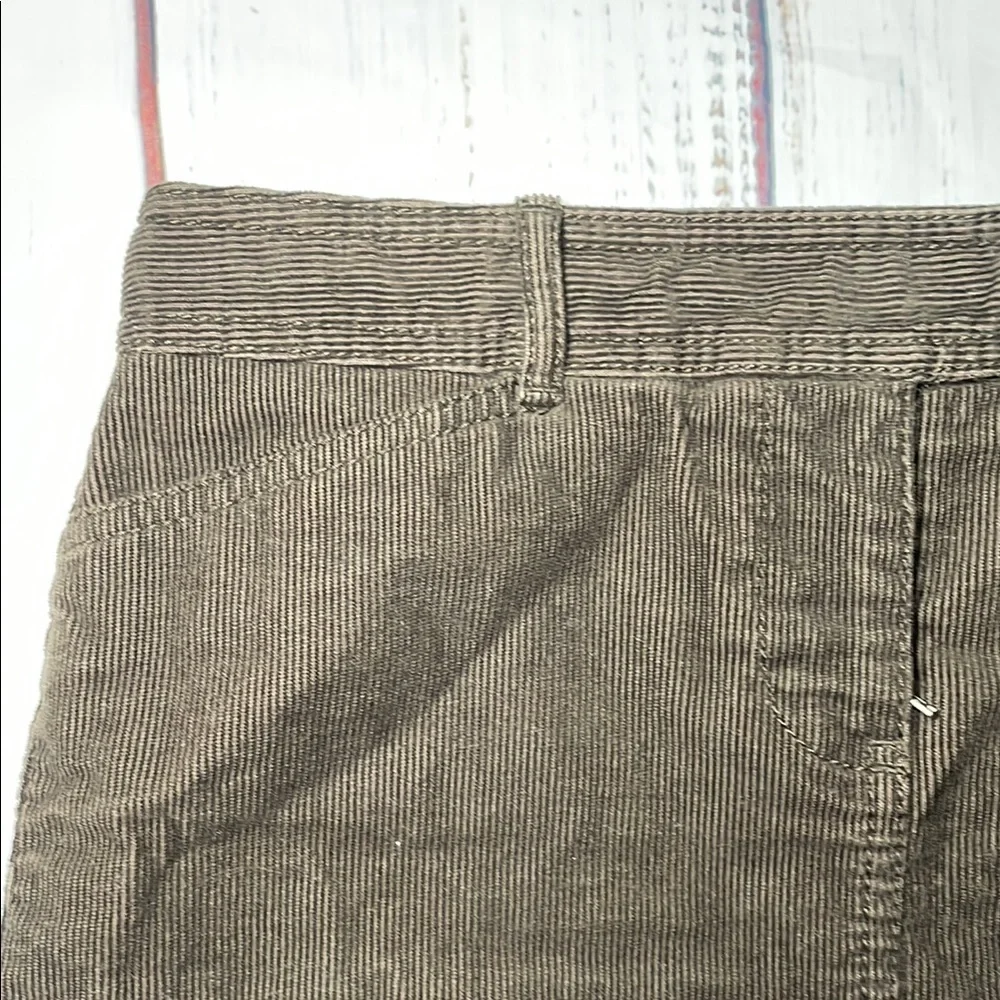 LOFT Brown Knee-Length Pencil Skirt